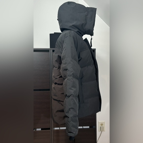 Canada Goose MacMillan Hooded Parka - Picture 8 of 17